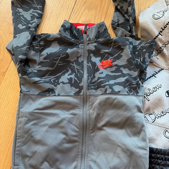 Under Armour Nike Champion Boys Youth Size 6 clothing lot Athletic Athleisure - Picture 6 of 10